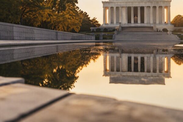 Lincoln Memorial Reflecting Pool: Trump's Vandalism Claims and the Hearn Case
