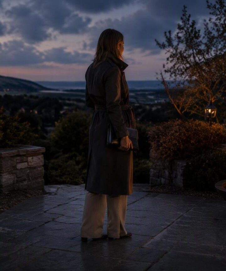 Outfit per serate all’aperto: layering termico chic e beauty a lunga tenuta