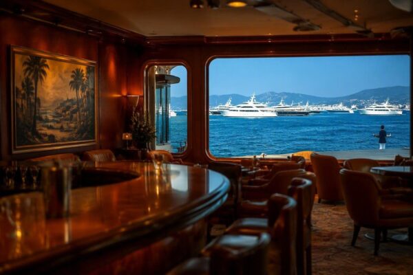Cannes 2026: 22 imbarcazioni Ferretti, novità e garanzia +1 anno