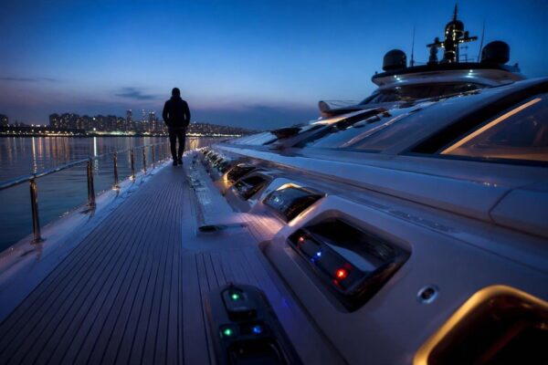 Tecnologie di simulazione e training per yacht privati