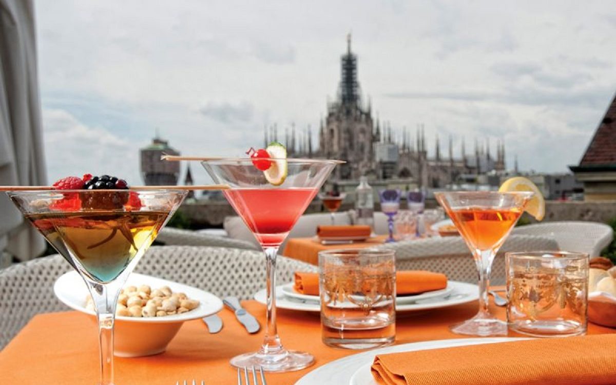 Aperitivo a Milano in Duomo e in centro: i 10 locali più belli