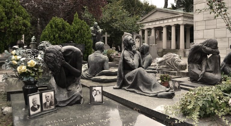 Cimiteri di Milano: l’apertura straordinaria per la settimana dei defunti