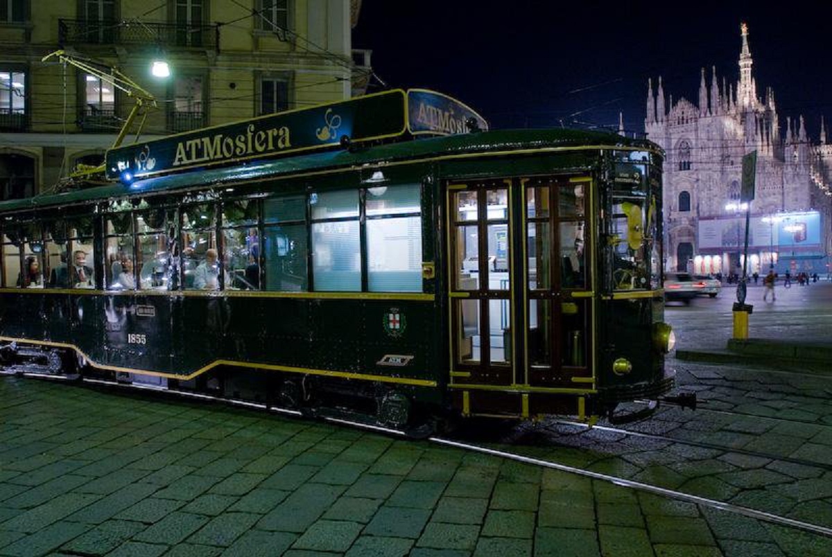 Tram ATMosfera a Milano: prezzi, percorso e menu