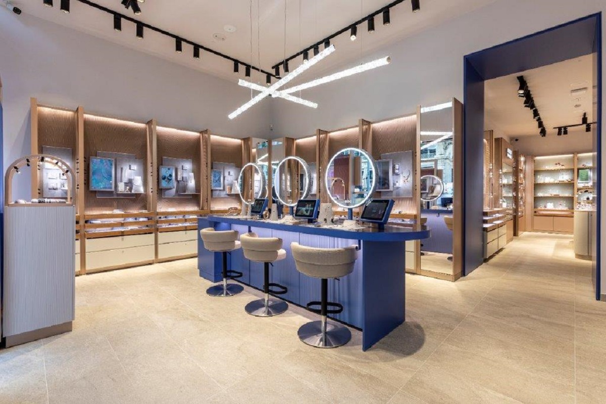 Swarovski, il primo Crystal Studio debutta a Milano: spazio all’innovazione