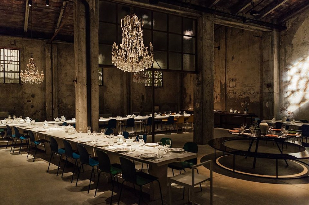 Carlo e Camilla in segheria: menu e prezzi del ristorante di Carlo Cracco