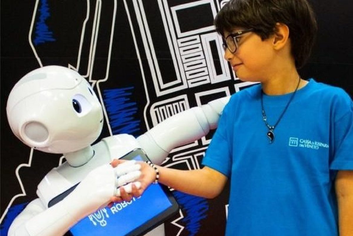 La Città dei Robot, la mostra interattiva arriva al Bicocca Village