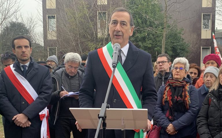 Strage di Piazza Fontana: Beppe Sala commemora l’anarchico Pinelli
