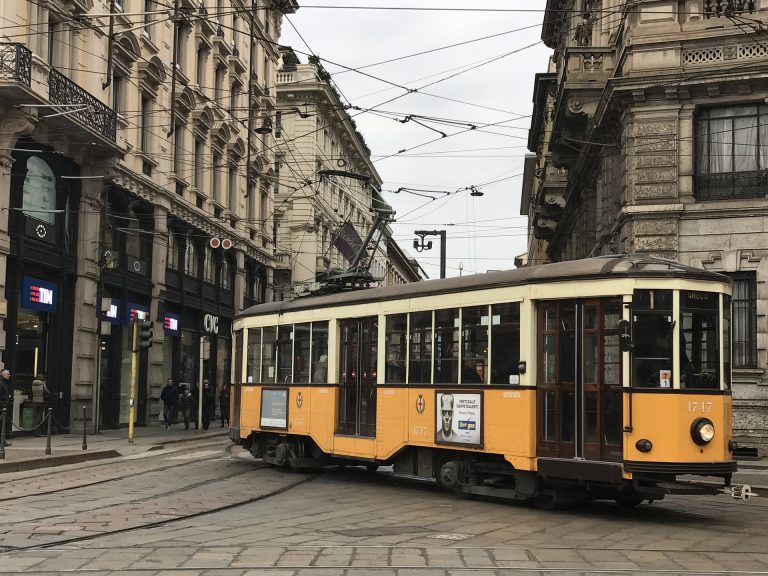 passeggini aperti mezzi pubblici