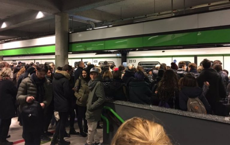 metro m2 milano sospesa