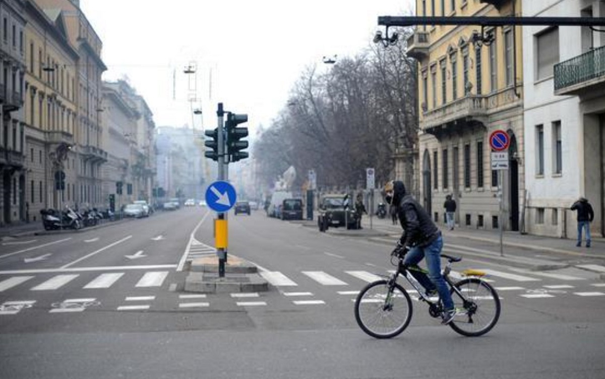 Blocco del traffico a Milano: secondo i dati lo smog è rientrato nei limiti