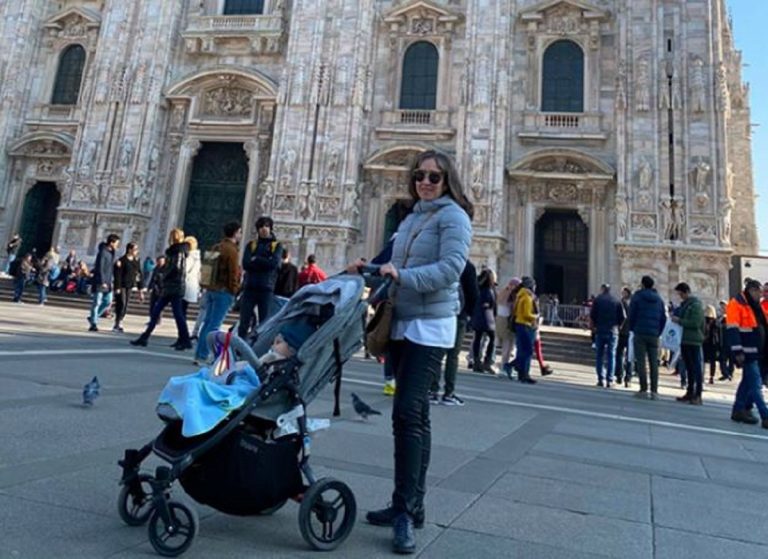 Noleggio passeggini a Milano: viaggiare leggeri con i bambini si può