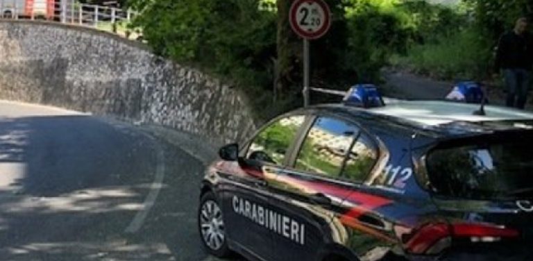 Ragazzo trovato morto parco giochi