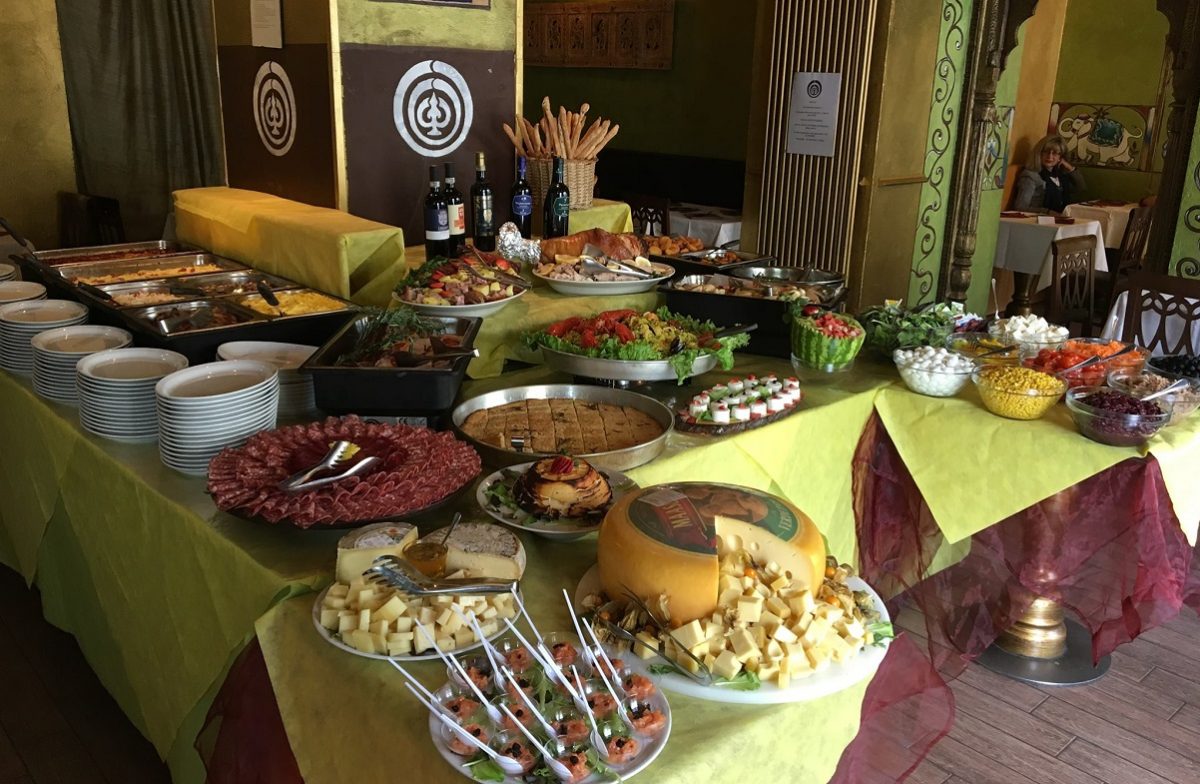Aperitivi e brunch al Banghrabar Milano: tutte le informazioni