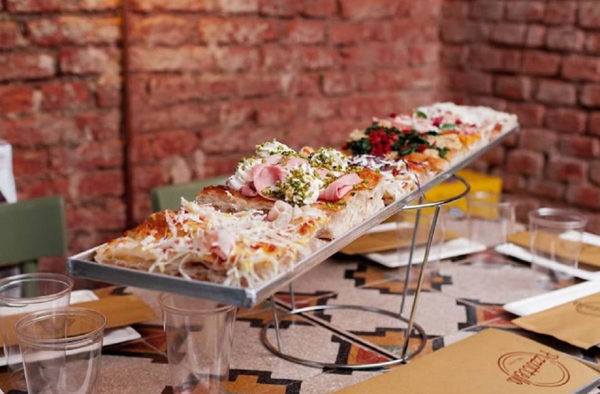 Pizzottella: la vera pizza romana in teglia a Milano