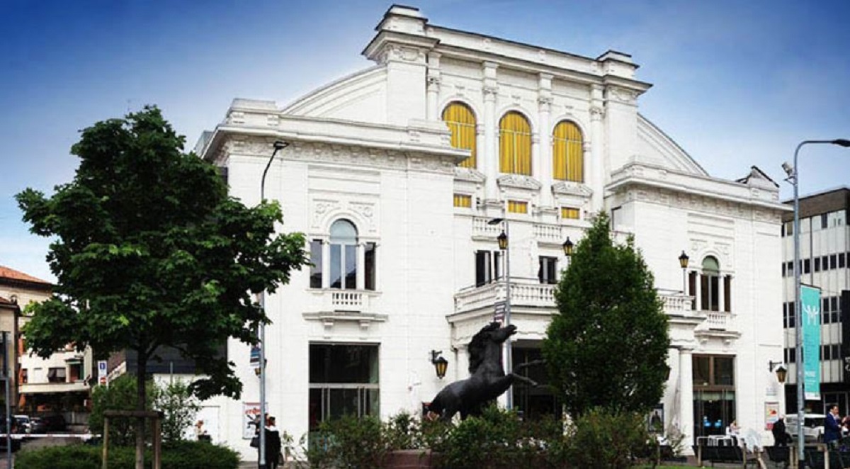 Teatro Nazionale: programmazione, parcheggio e biglietteria