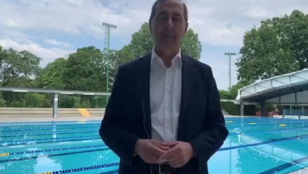Beppe Sala sulle riaperture: “Giusto dare ossigeno al lavoro”
