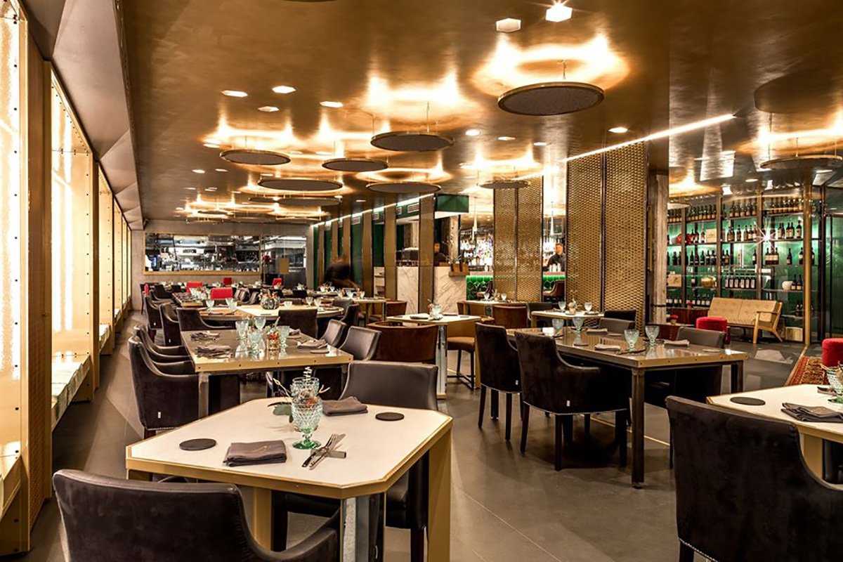 Fase 2, Alessandro Borghese riapre il ristorante di Milano