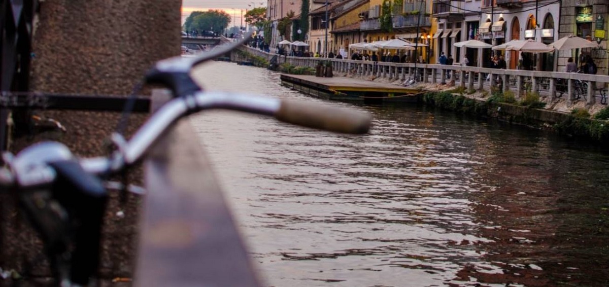 In bici a Milano: i percorsi consigliati per vedere la città