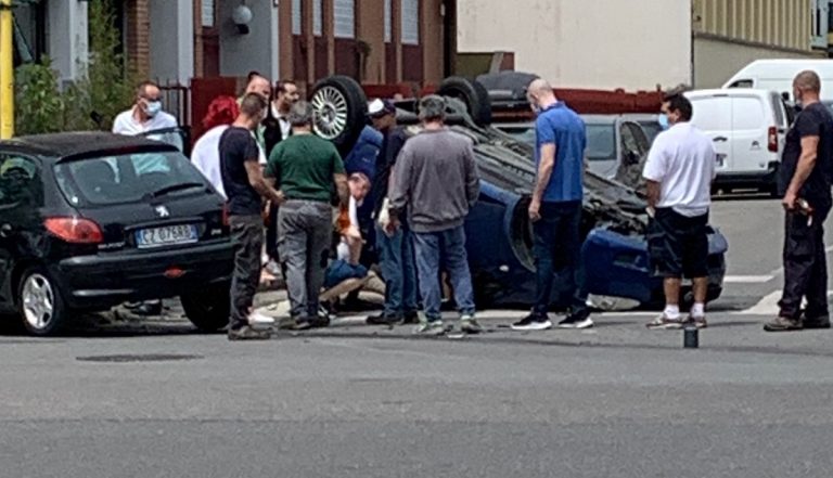 Milano incidente via Tobagi
