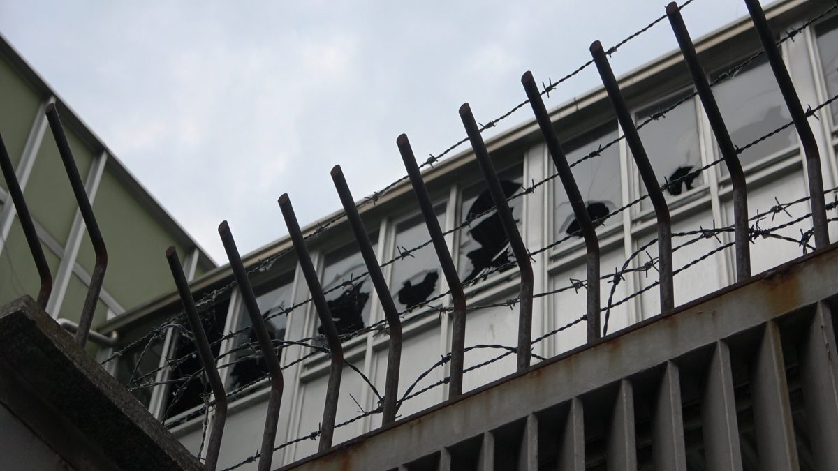 Via Morivione, degrado all’ex Kennametal: furti, spaccio e rischio crollo