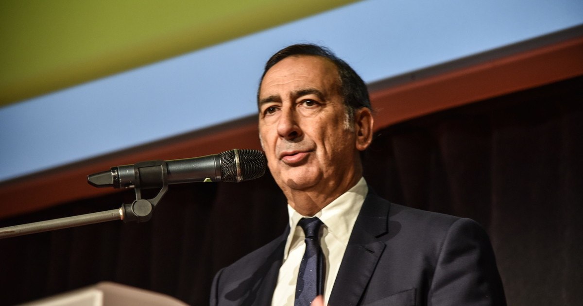 Chiusura supermercati Simply a Milano: le parole del sindaco Sala