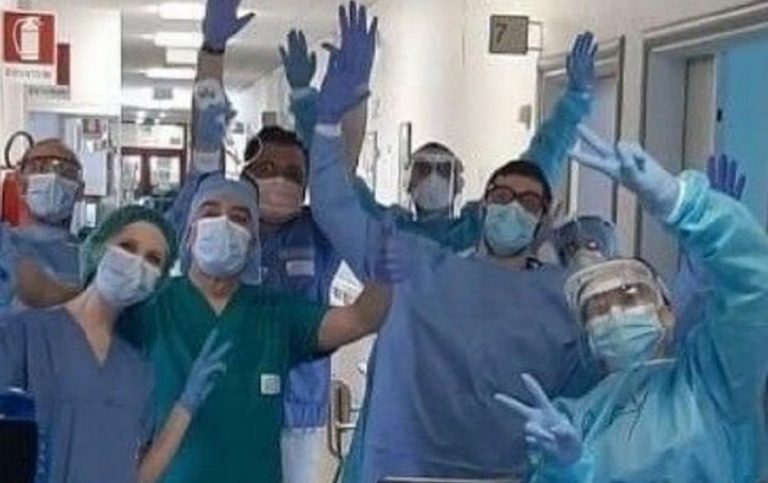 San Carlo di Milano, chiude il reparto Covid: “100 giorni di emozioni”