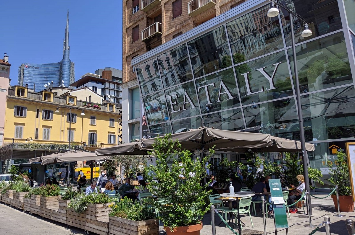 Eataly si espande all’aperto: nuovo spazio verde per i clienti