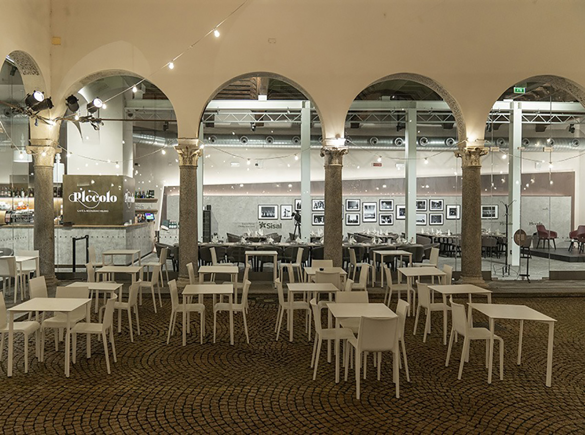 Piccolo Cafè Restaurant, locale di teatro e cultura