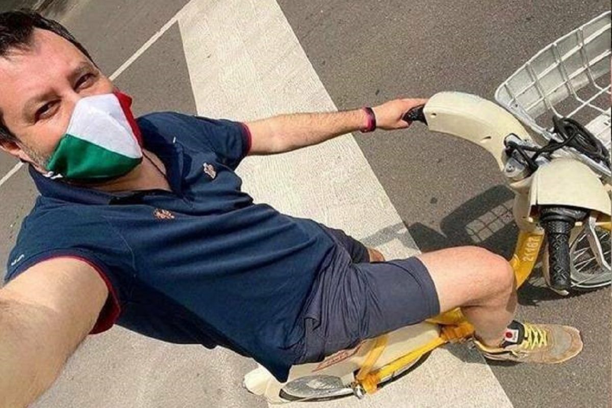 Pista ciclabile a Milano, Salvini: “Ambientalismo da salotto”