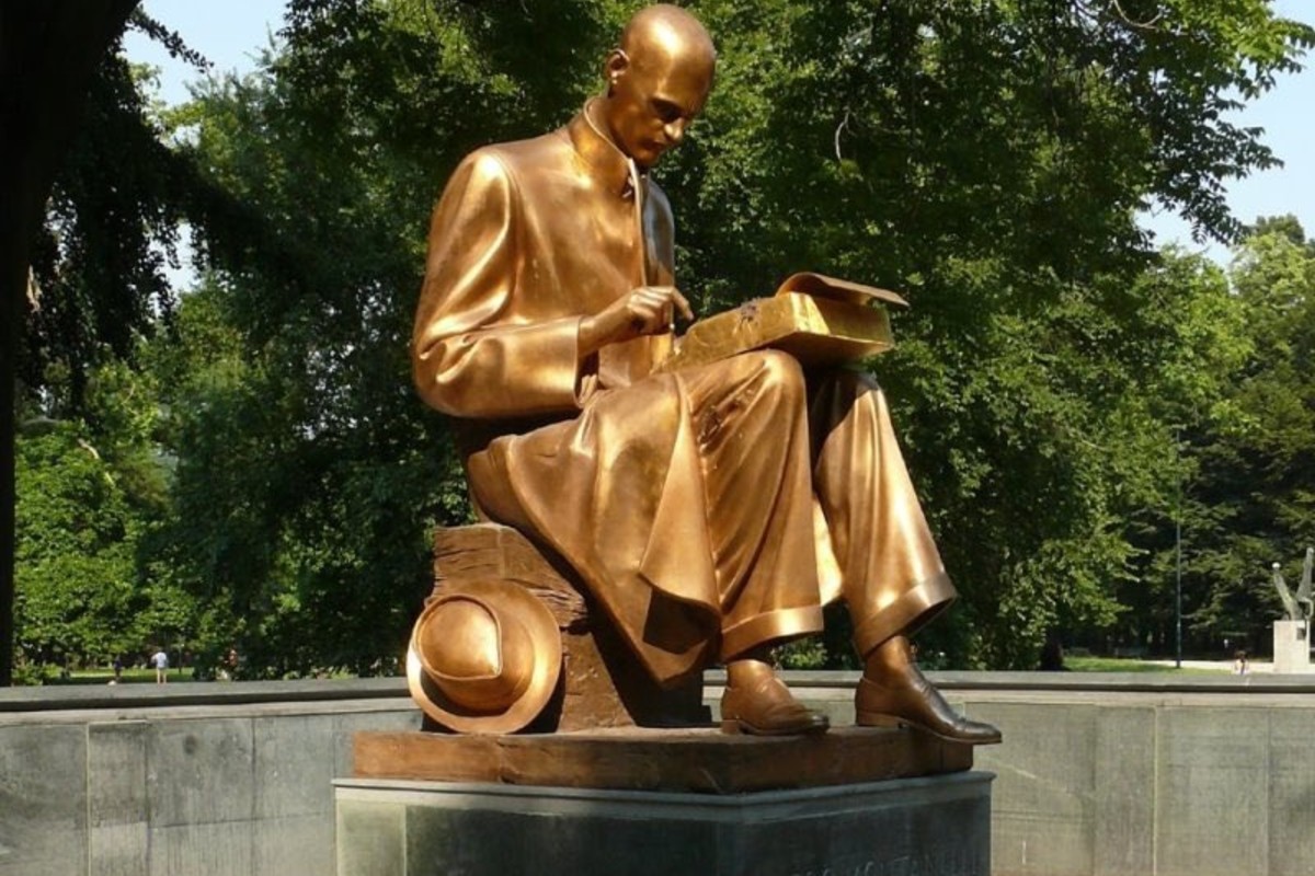 Via la statua di Montanelli? La richiesta dei Sentinelli di Milano