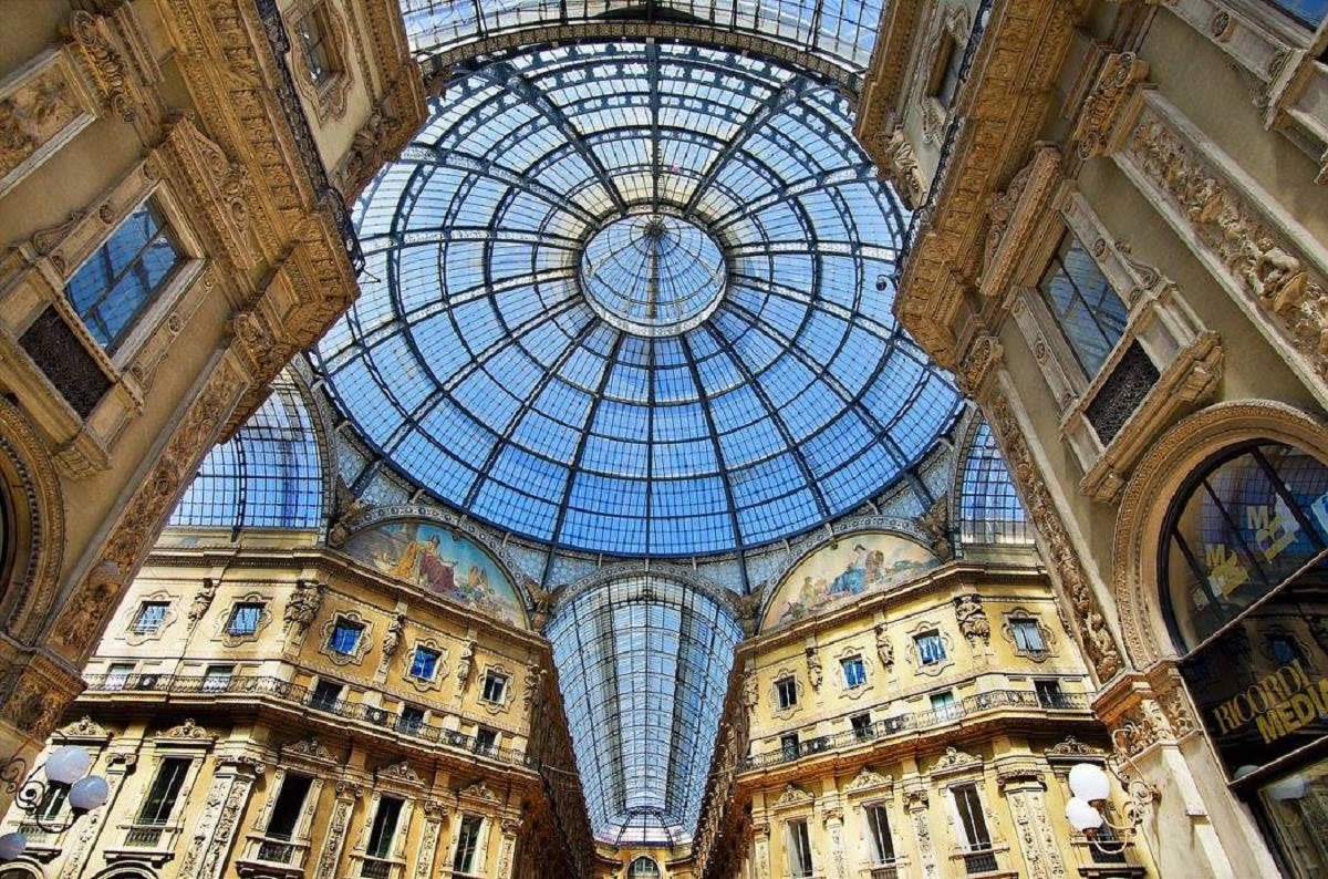 L’asta per la Galleria di Milano: Santoni si aggiudica un negozio