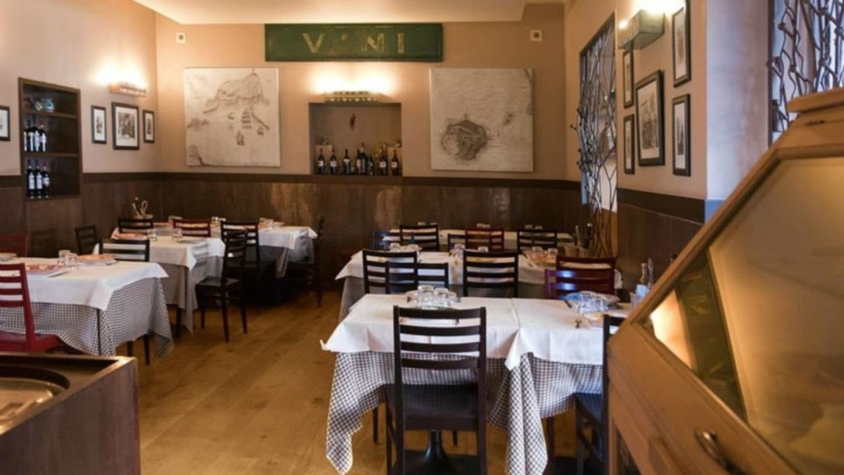 Nisida, il ristorante che ci attira come il canto delle sirene