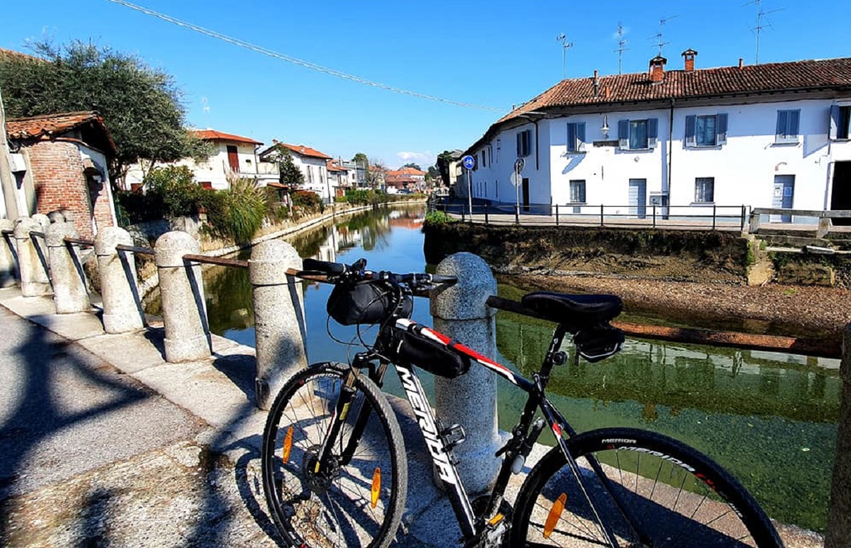 Piste ciclabili, le migliori di Milano: tra la città e la natura