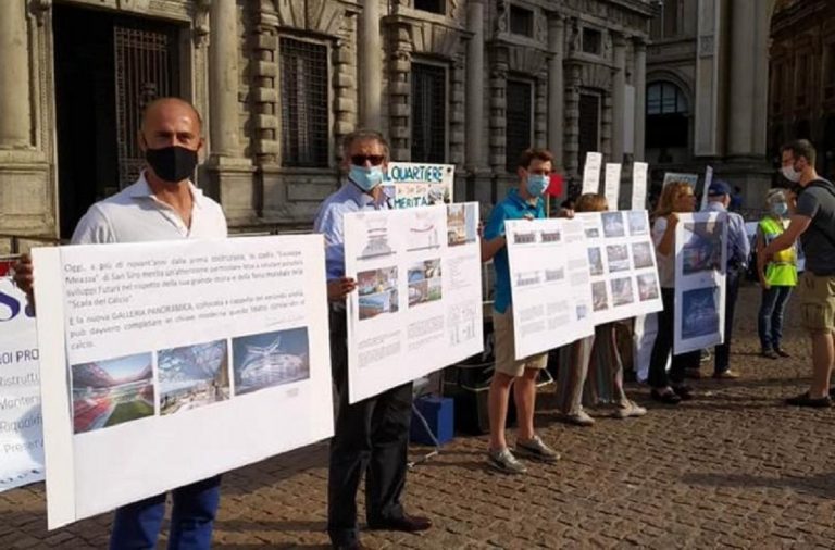 San Siro, la protesta contro l’abbattimento: “Manteniamo un’icona”