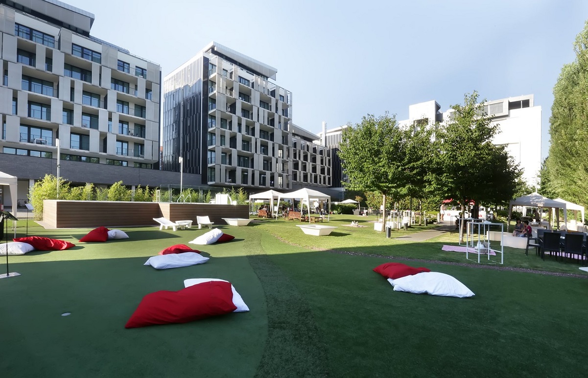Ramada summer festival di Paolo Ruffini: un palcoscenico all’aperto