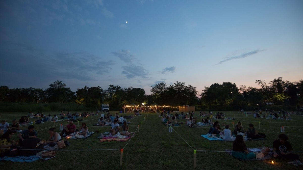 Boom di presenze per il picnic e il cinema sotto le stelle