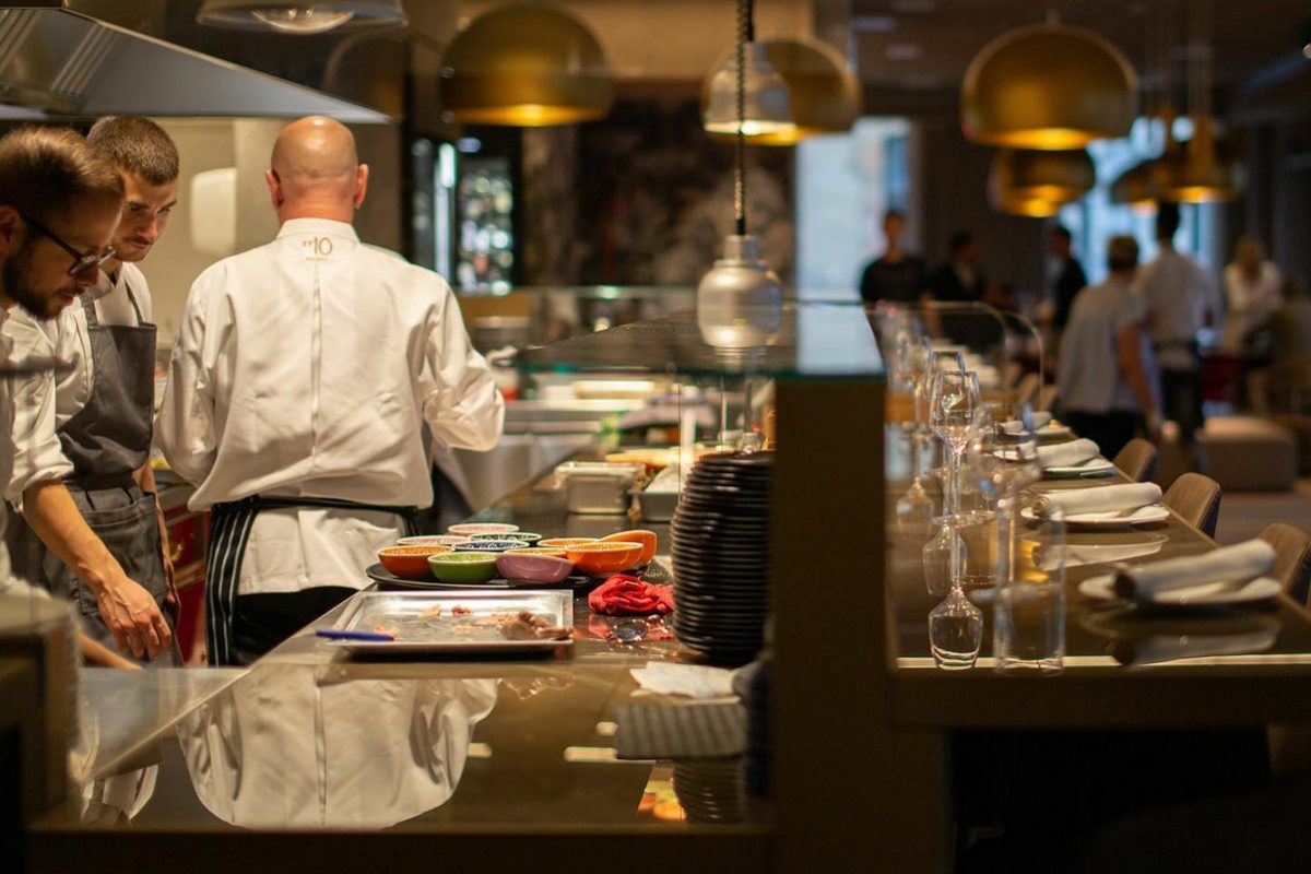 Chiuso il ristorante N10 di Milano: Del Piero prende gol dal Covid-19
