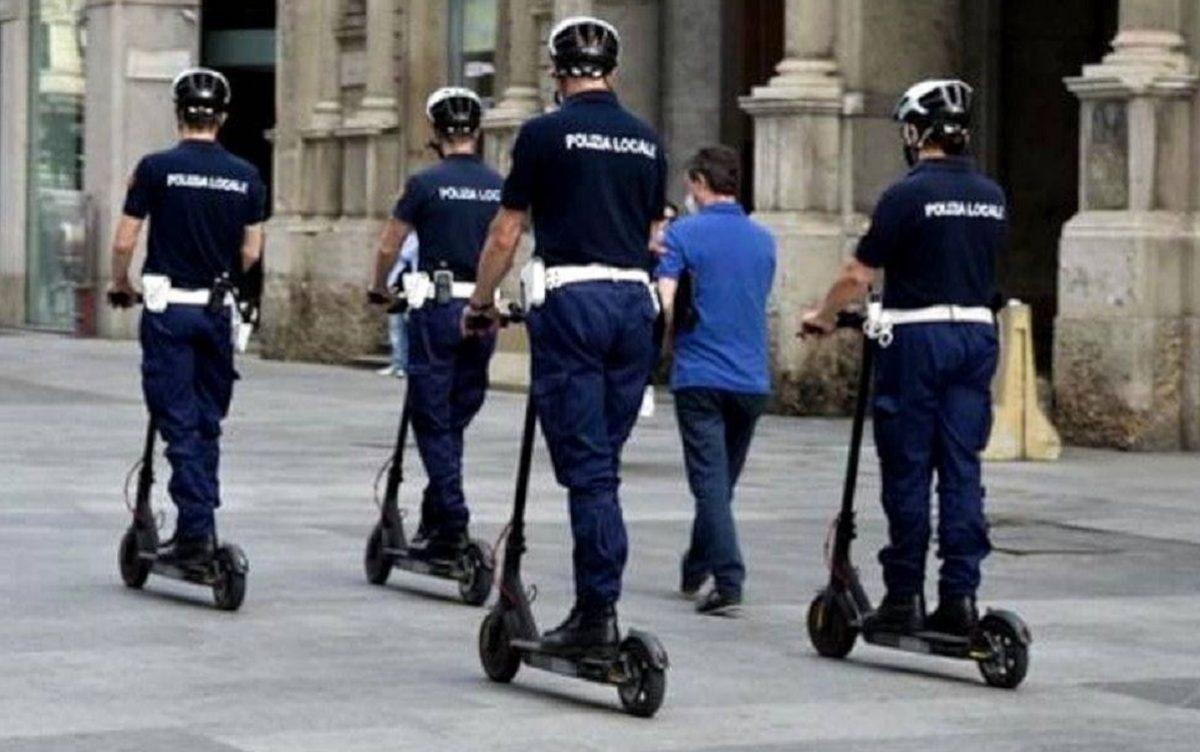 Monopattino elettrico a Milano, piovono multe: 86 sanzioni in 106 giorni