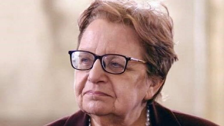 Carla nespolo