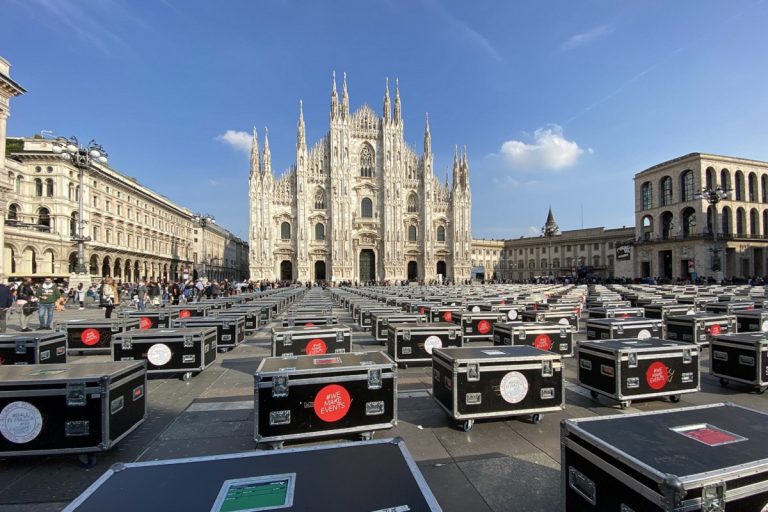 Teatri Milano: paura e preoccupazione per i gravi danni economici