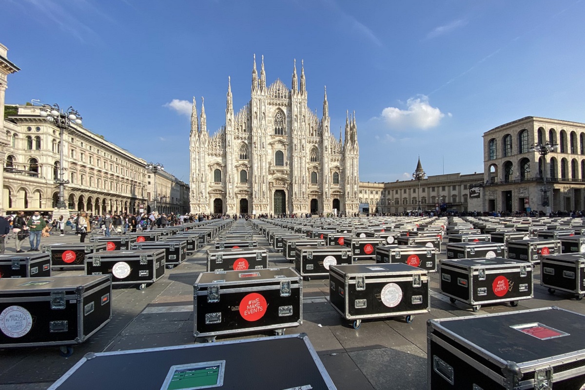 Teatri Milano: paura e preoccupazione per i gravi danni economici