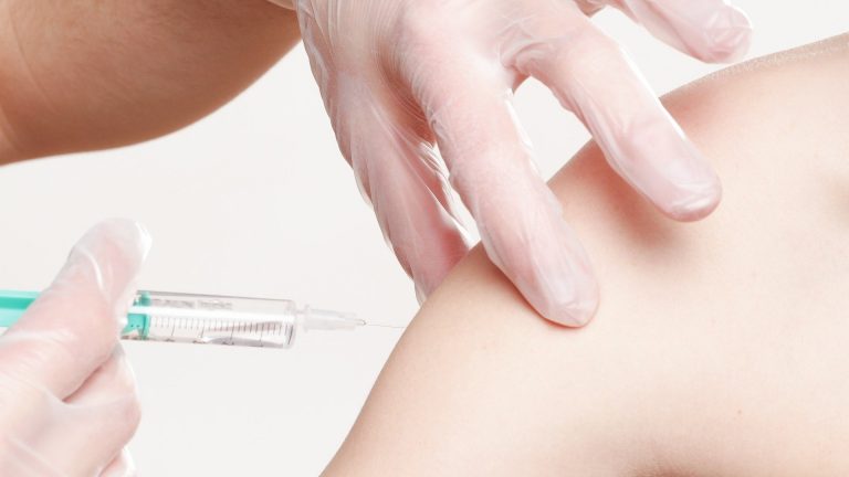 Dove, come e chi avrà gratis il vaccino antinfluenzale 2020 a Milano