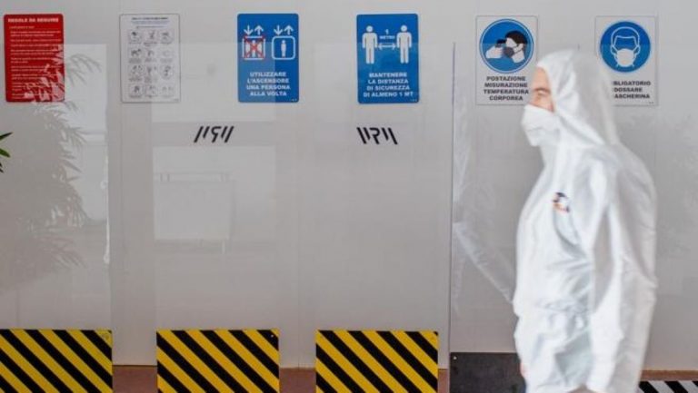 Covid, Ats: “Le strutture per l’isolamento sono quasi sature”