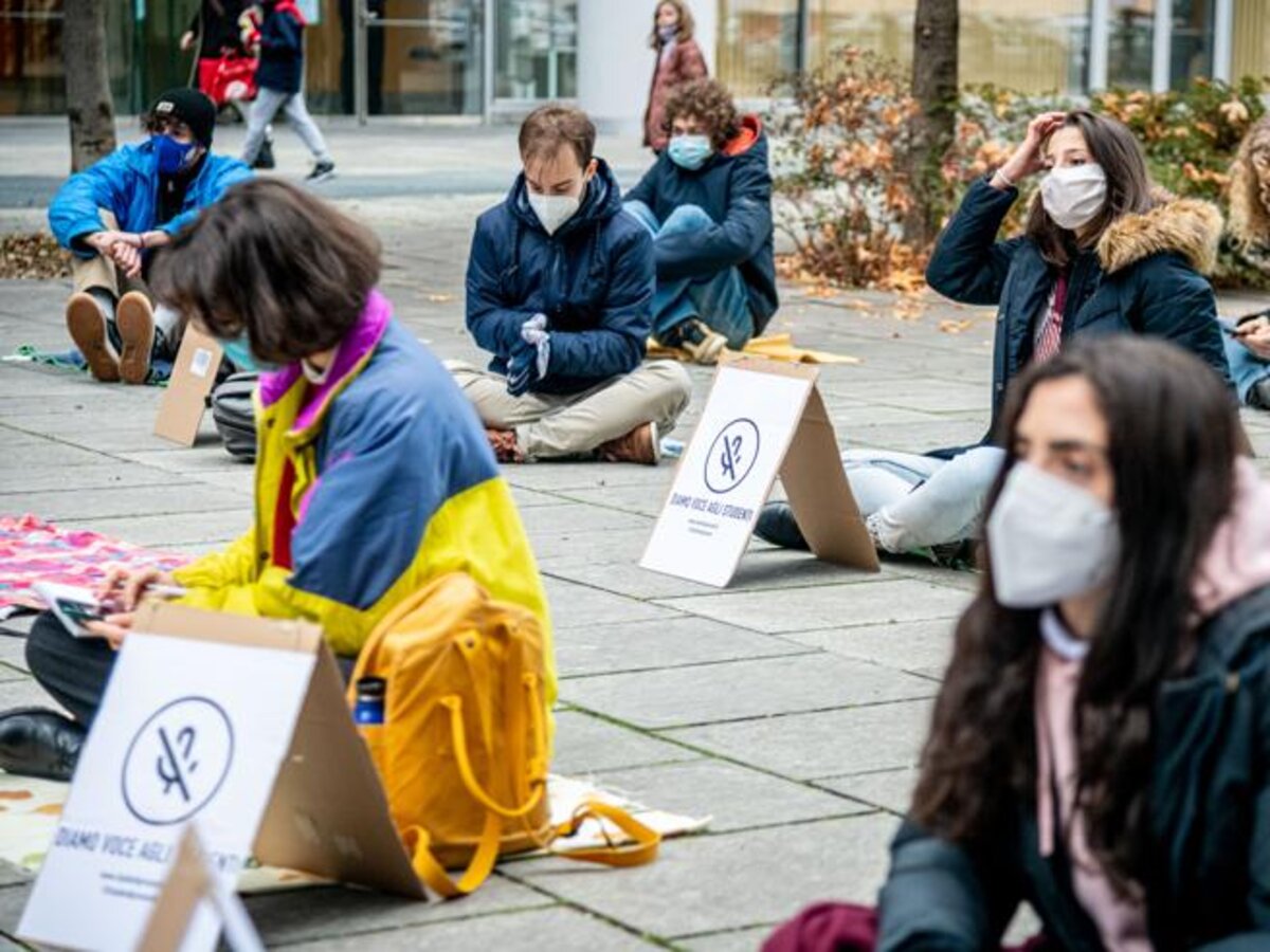 Didattica a distanza in cortile: l’idea del liceo Bottoni