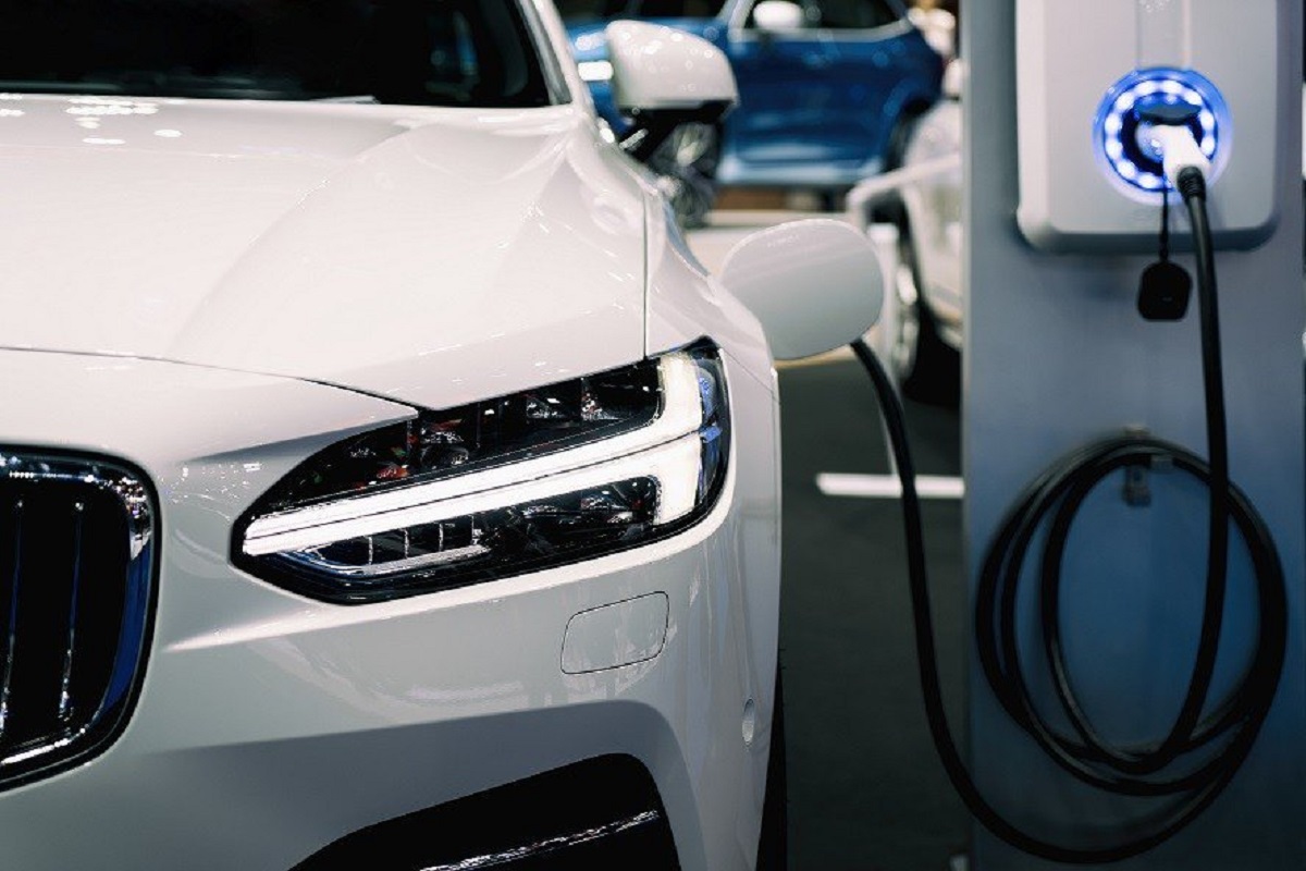 Marco Granelli: “Entro il 2021 nuove colonnine per le auto elettriche”