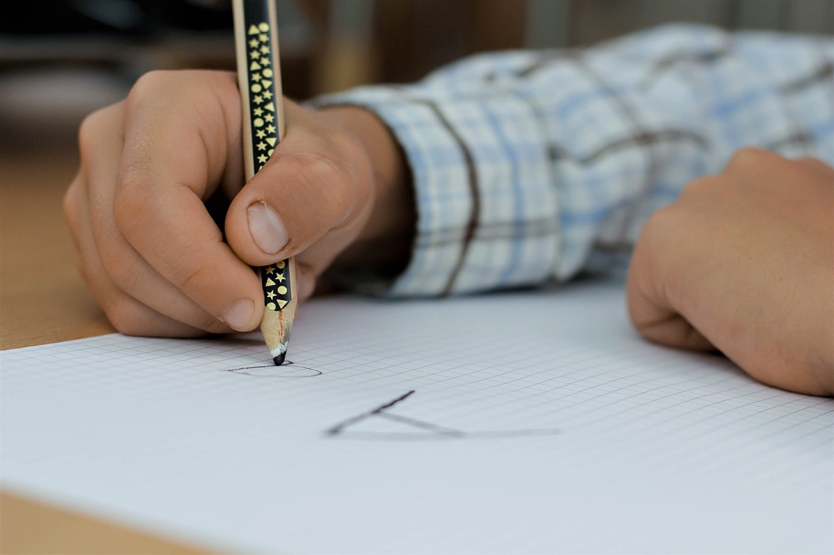 Mancano i docenti a causa del Covid: la scuola chiude prima