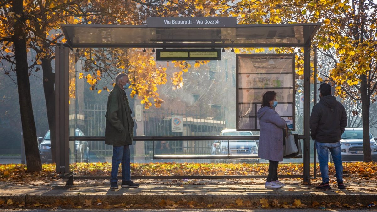 Milano sempre più green con le pensiline Atm a impatto zero
