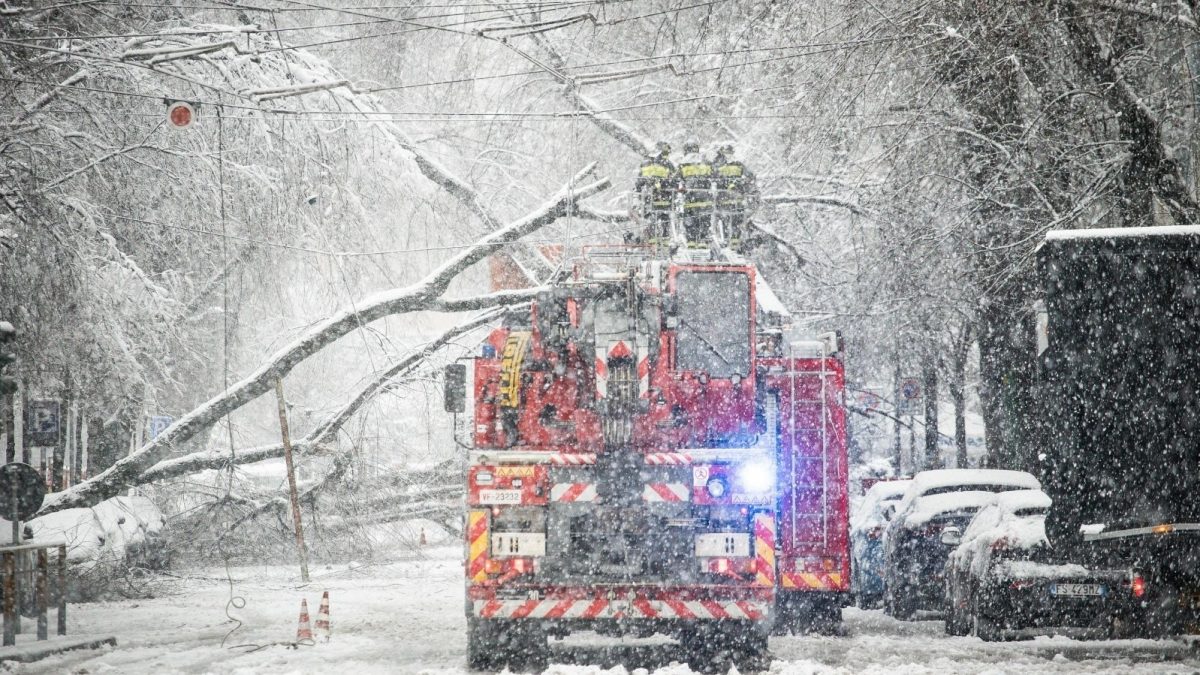 Piano anti neve in tilt a Milano, è polemica sui social
