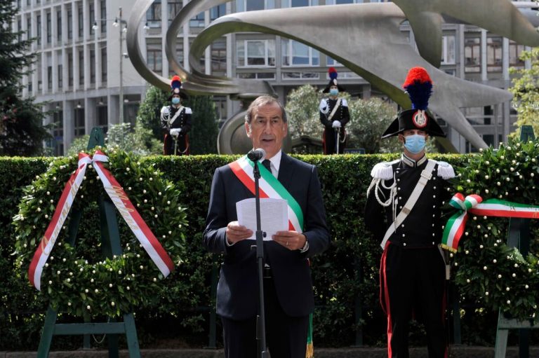 Sala: “Le scuole chiuse sono un’enorme sofferenza”