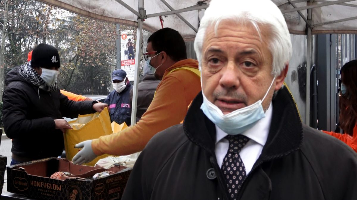 I “nuovi” poveri del covid, centinaia in fila per il cibo: “Il 40% sono italiani”